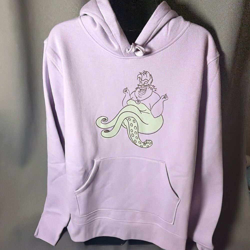 Disney Amazon Ursula Lavender Fleece  Hoodie with Kangaroo Pockets XL -159 NWT